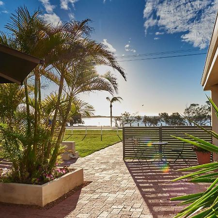 Api Pelican Beach Front Apartments Kalbarri Kültér fotó