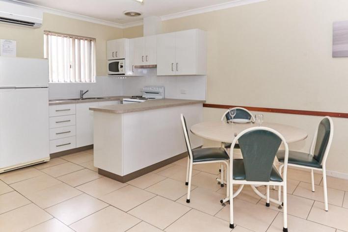 Api Pelican Beach Front Apartments Kalbarri Kültér fotó